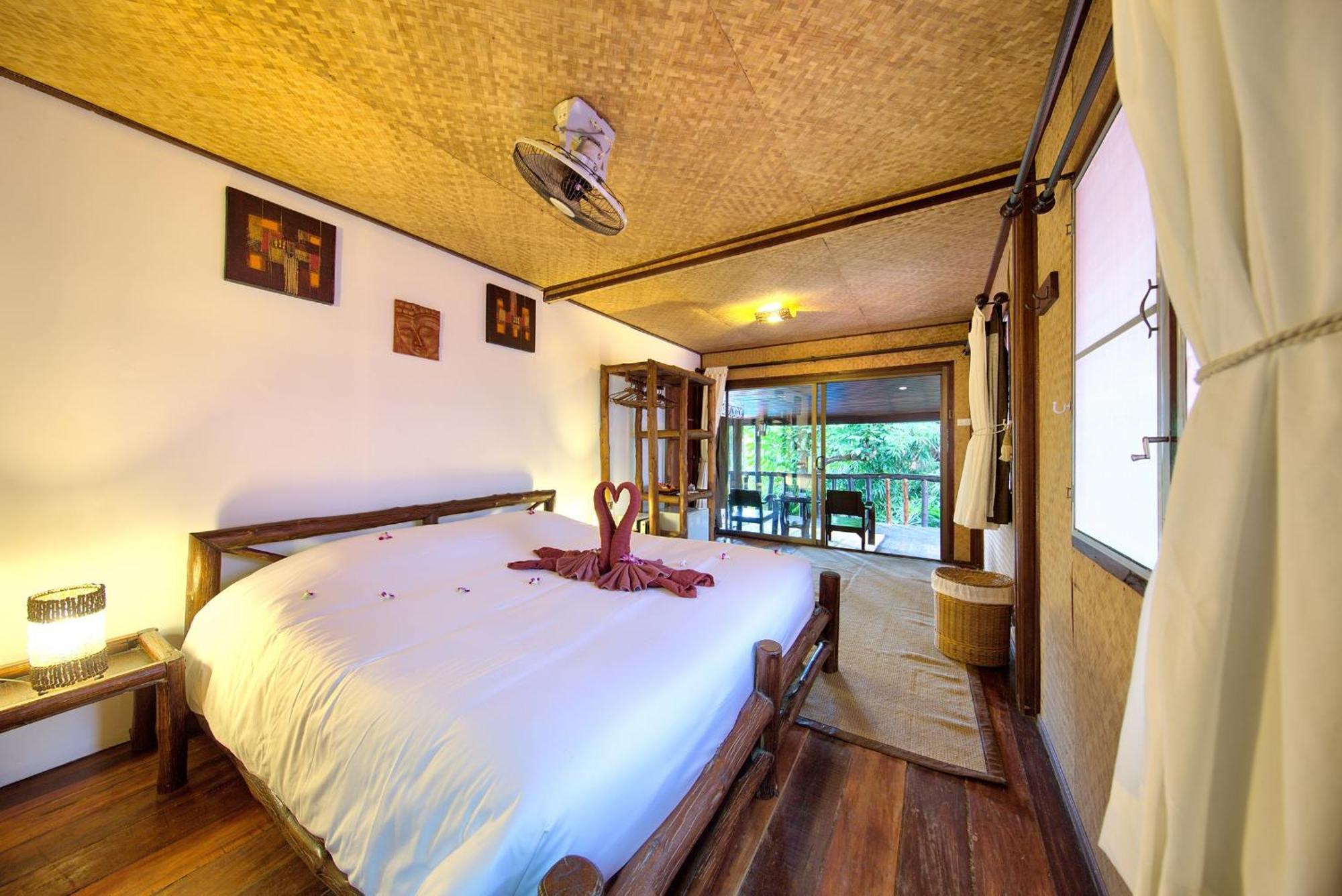 בופוט Eden Bungalows Fisherman'S Village מראה חיצוני תמונה