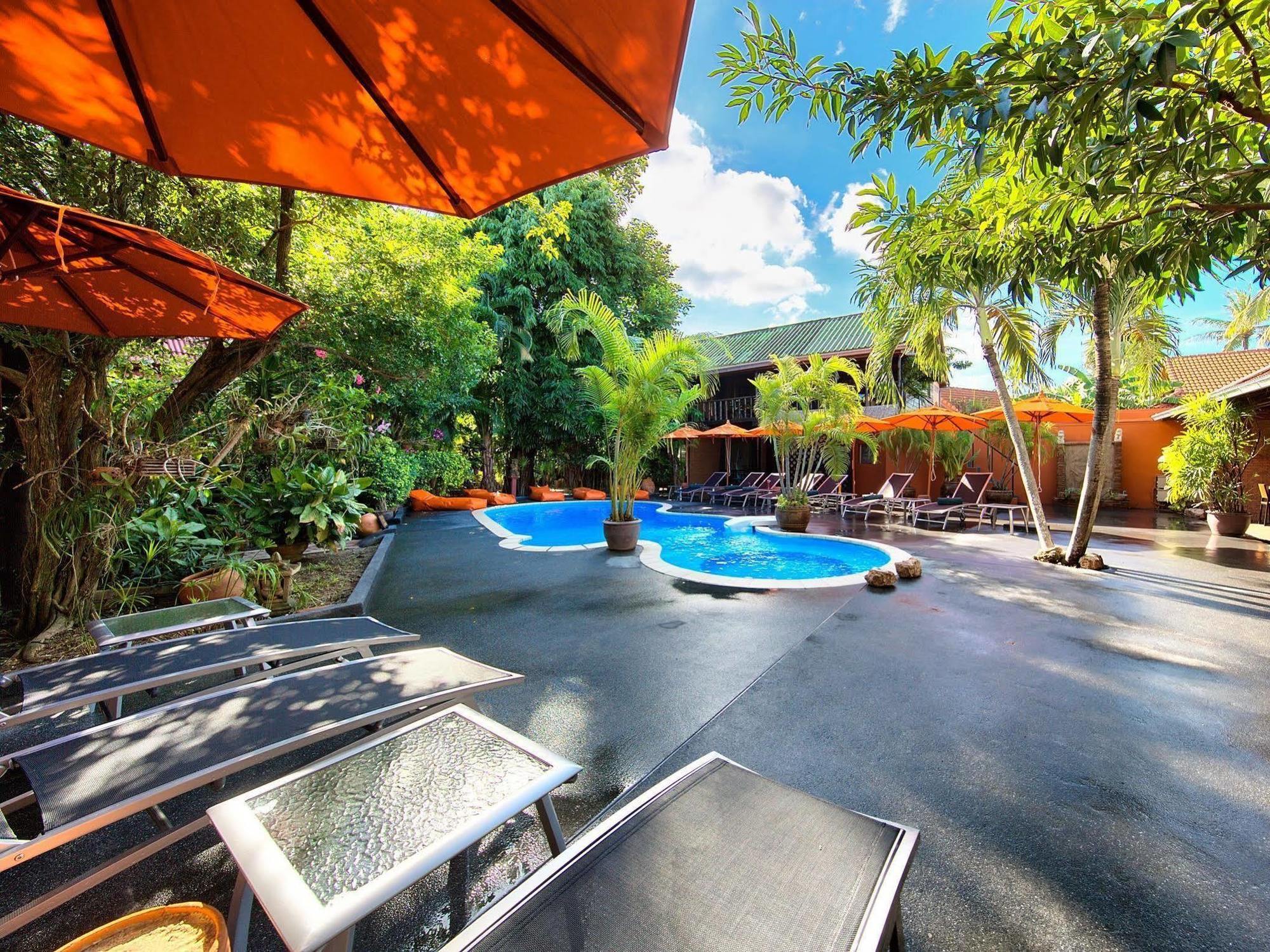 בופוט Eden Bungalows Fisherman'S Village מראה חיצוני תמונה